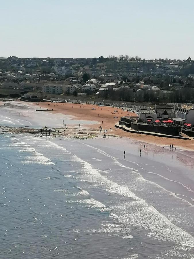 Barbie House ,Opposite The Beach & Paignton Pier , 2 Bedroom Apartment With Private Car Space & Garden , Free Access Next Door To The Stunning Ballet & Make Up School & A Beautiful Ladys Beauty Salon (Adults Only) 외부 사진